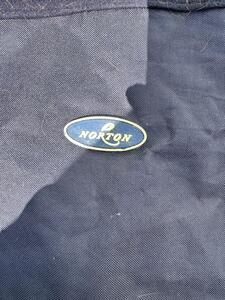 Sous-couverture Norton