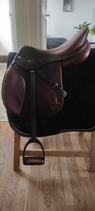 Selle Ikonic