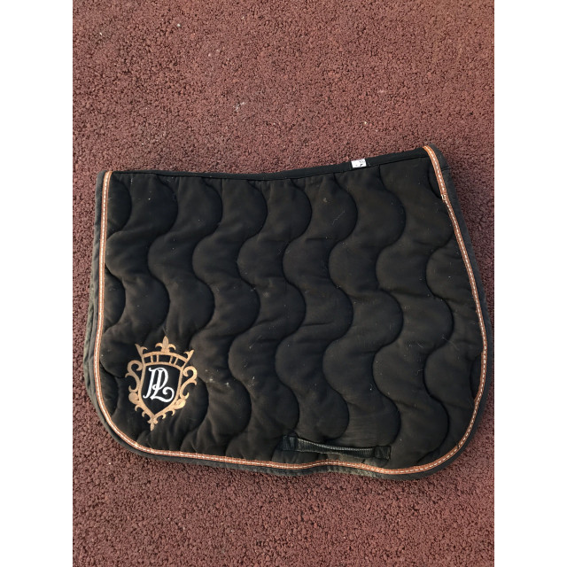 tapis noir et marron pénélope leprevost