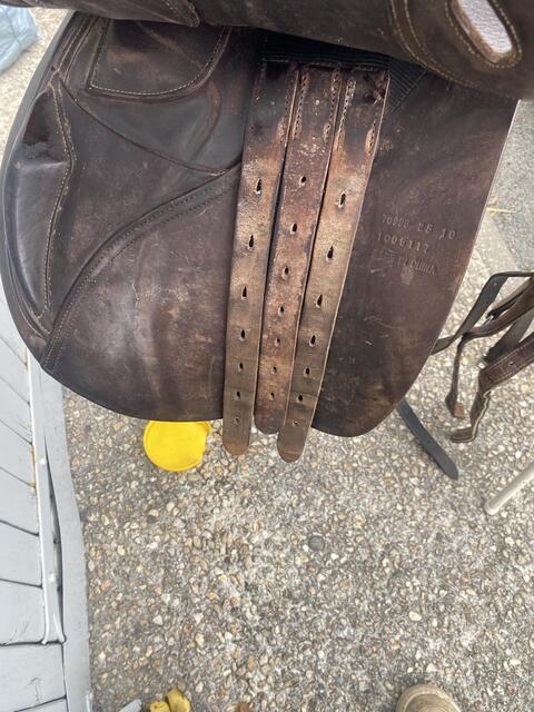 Lot 2 selles