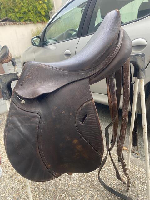 Lot 2 selles