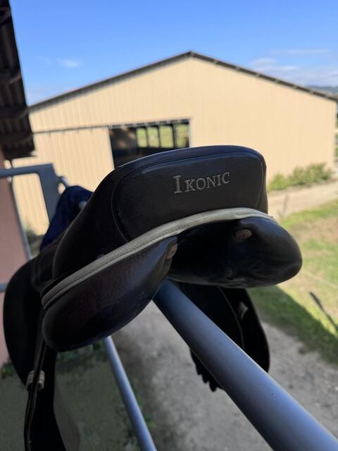 Selle Ikonic
