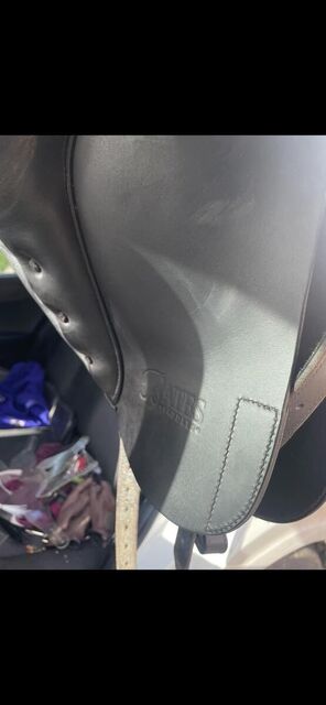 Selle de dressage Bates