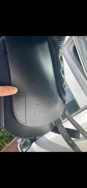 Selle de dressage Bates