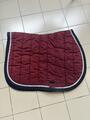 Tapis bordeaux