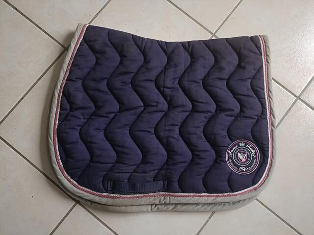 Tapis fouganza violet