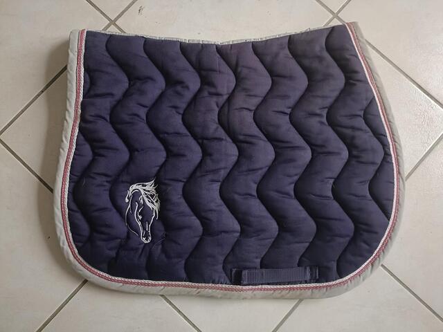 Tapis fouganza violet