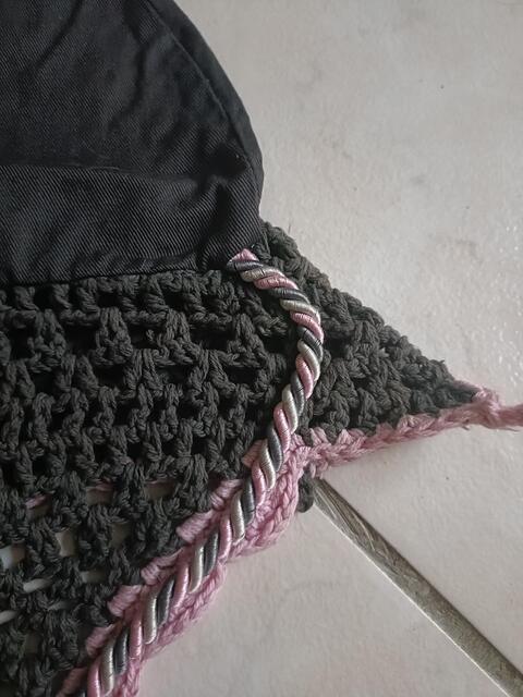 bonnet equitheme gris foncé