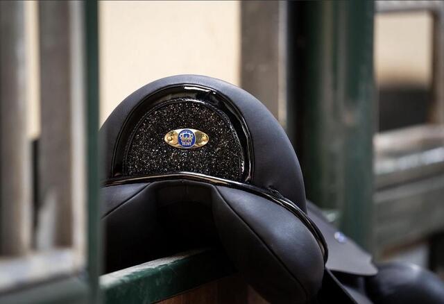 Selle de dressage KM worldriding