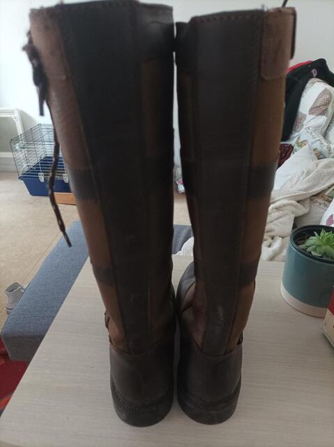 Botte d'équitation typé western