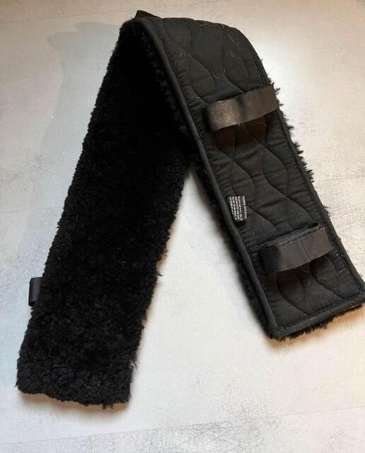 fourreau de sangle en mouton noir 1m