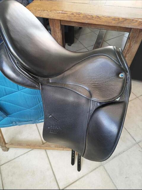 Selle dressage stubben