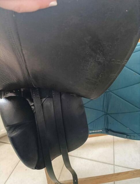 Selle dressage stubben