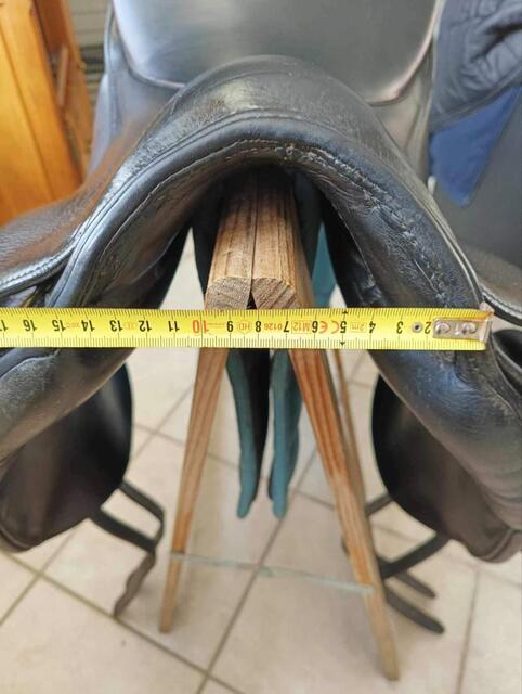 Selle dressage stubben