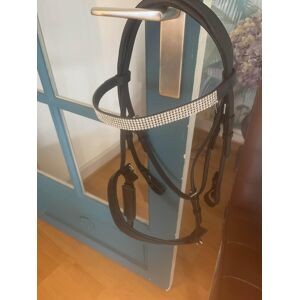 filet en cuir noir avec frontal strass jamais utilisé