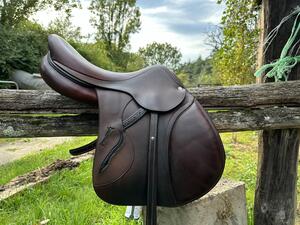 Selle Antares évolution 17 pouces 2A 2017