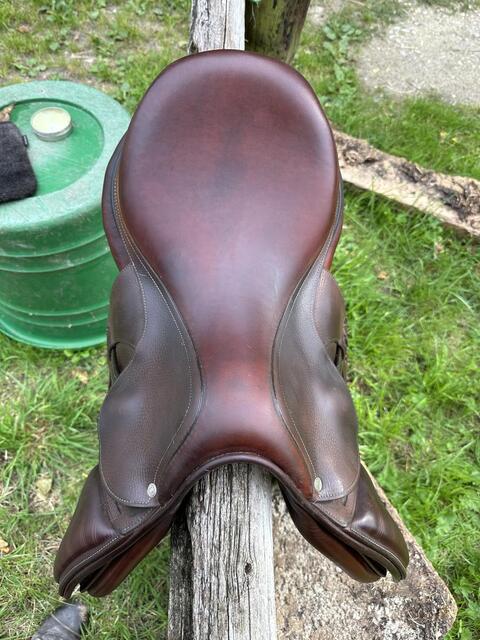 Selle Antares évolution 17 pouces 2A 2017