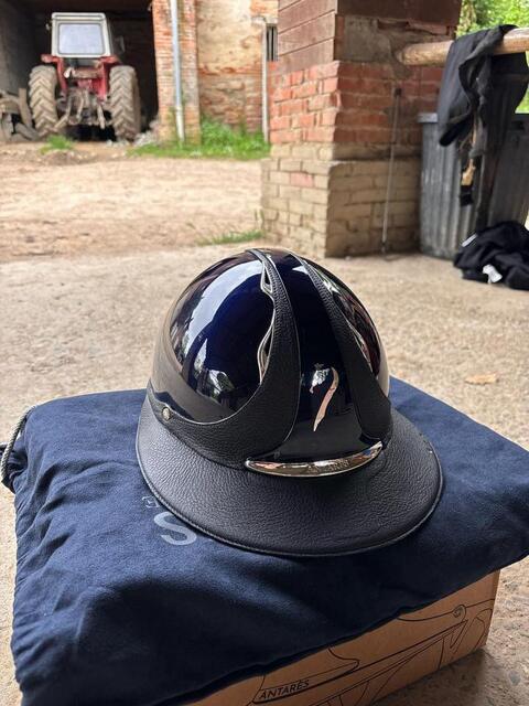 Casque Antares vernis Premium Éclipse strass