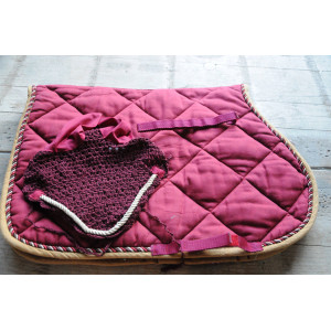 tapis équithéme +bonnet bordeaux