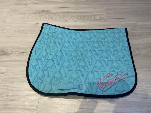 Tapis fouganza bleu