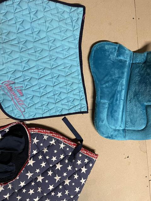 Tapis fouganza bleu