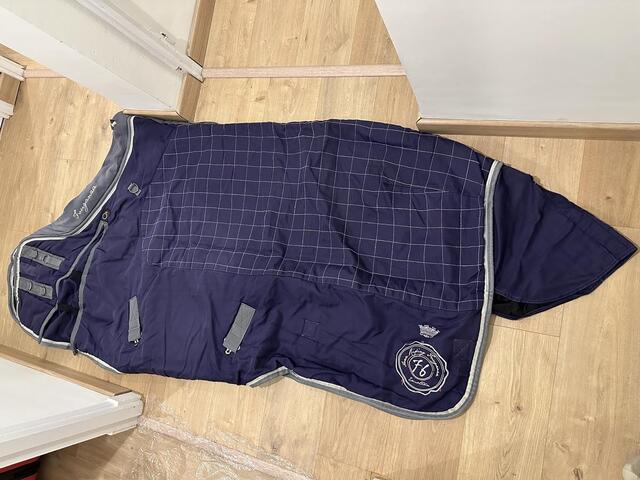 Couverture de box 135cm