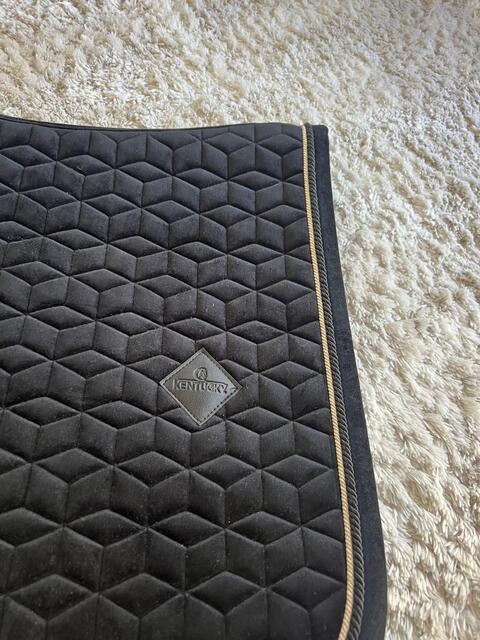 Tapis CSO Kentucky Velvet noir - cheval
