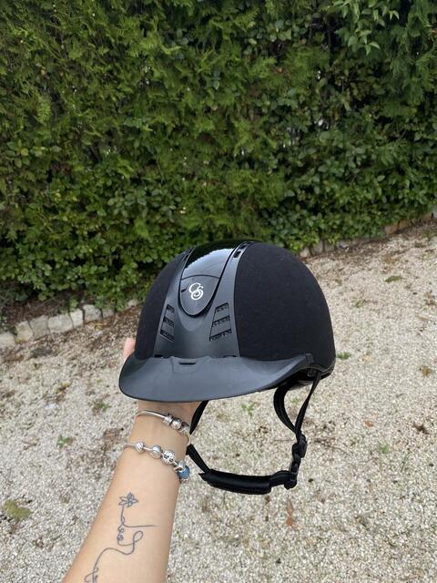 Bombe CSO noire ajustable