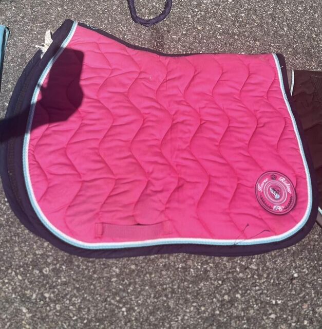 Tapis de selle rose