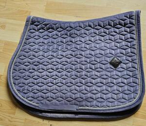 Tapis de selle Velvet Kentucky