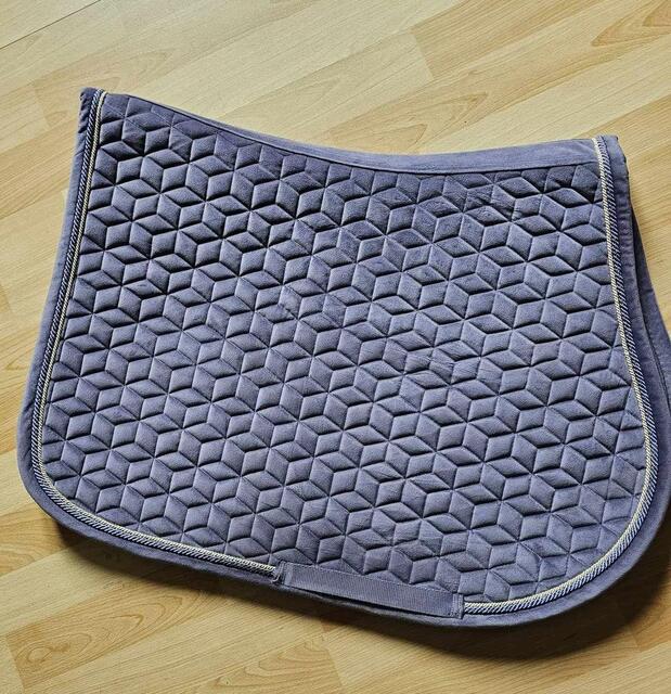 Tapis de selle Velvet Kentucky