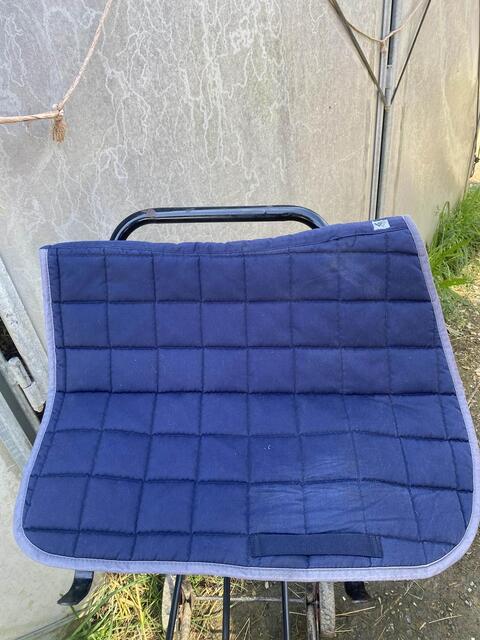 Tapis Gaze bleu marine taille Cheval très bon état