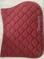 Tapis bordeaux riding world