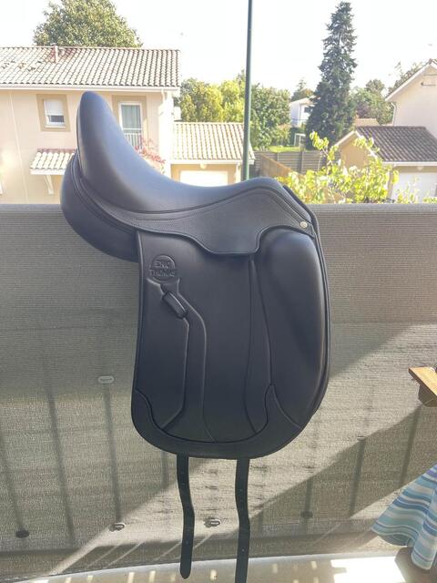 Selle de dressage DTA