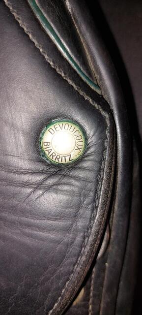 Selle dressage Devoucoux