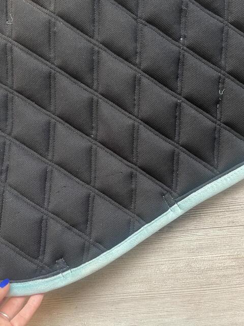 Tapis de selle jumpin bleu clair