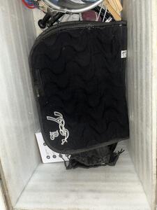 Tapis Pénélope Leprevost noir