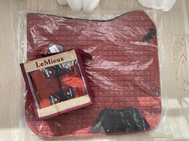 Ensemble tapis dressage Lemieux