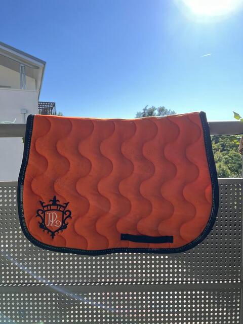 tapis Pénélope orange et noir