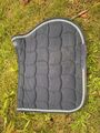 TAPIS NOIR