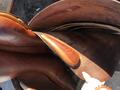 Selle en cuir marron