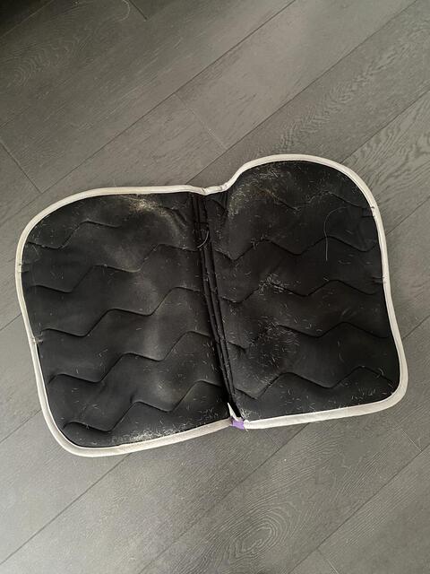 Tapis poney équithème violet