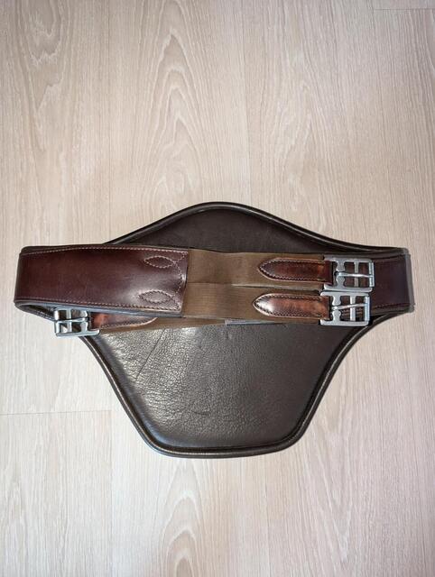 Bavette en cuir marron