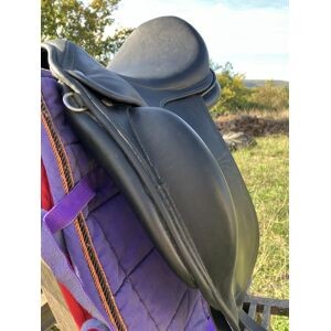 Selle dressage Childeric
