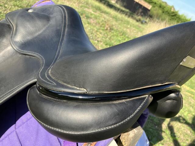 Selle dressage Childeric