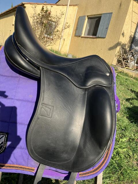 Selle dressage Childeric