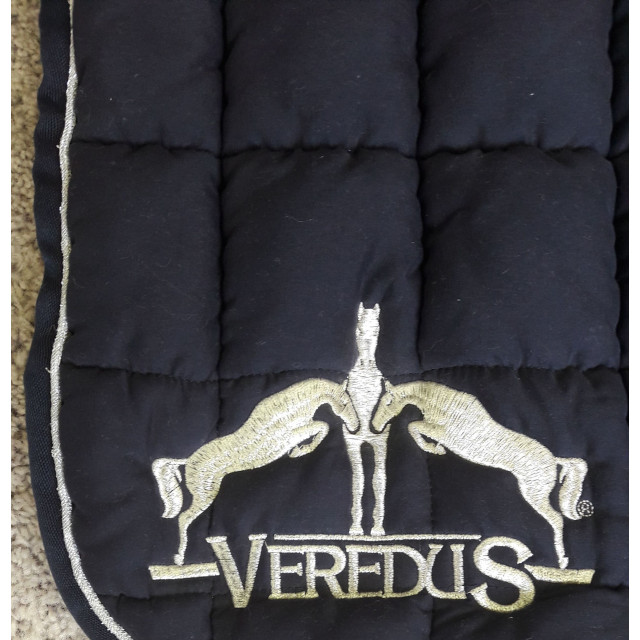 tapis veredus bleu marine