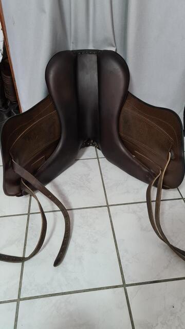Selle dressage DSC Childeric