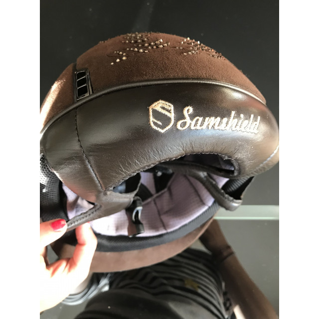 Bombe Samshield Flower