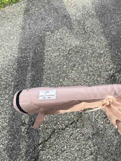 Tapis équithème rose